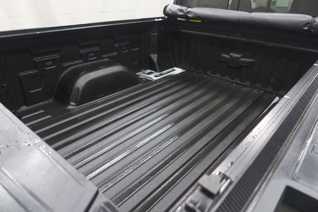2024 Chevrolet Silverado 1500 LT - Photo 9