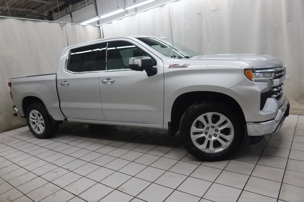2022 Chevrolet Silverado 1500 LTZ's photo