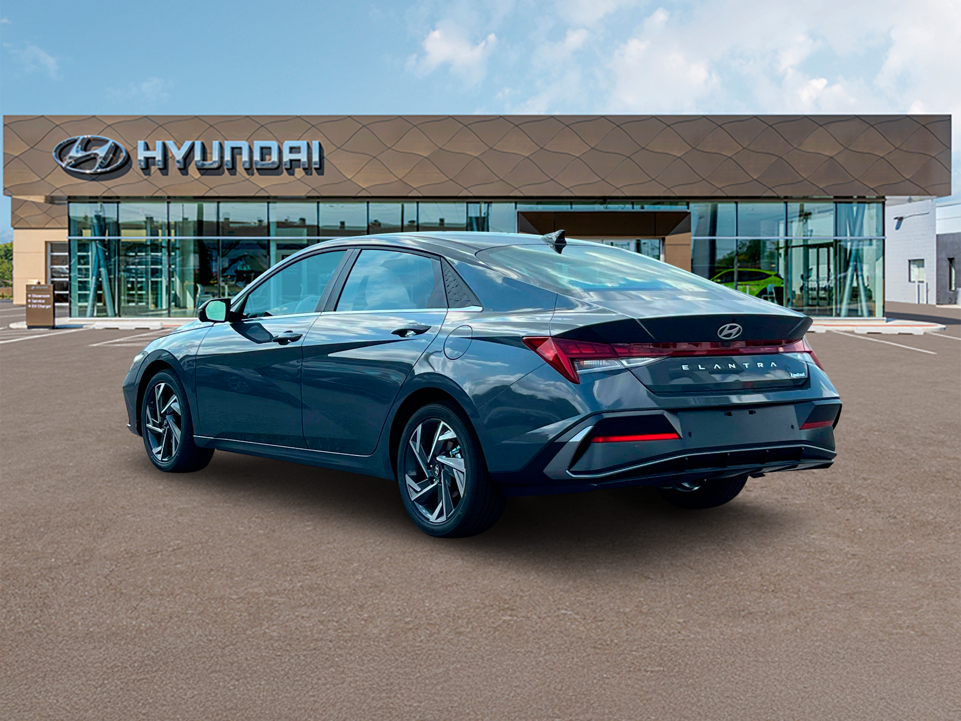 2025 Hyundai Elantra Limited - Photo 5