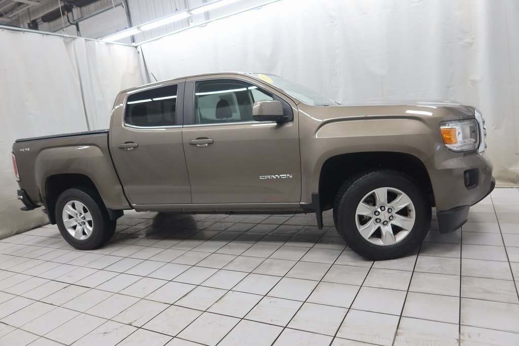 2017 GMC Canyon SLE