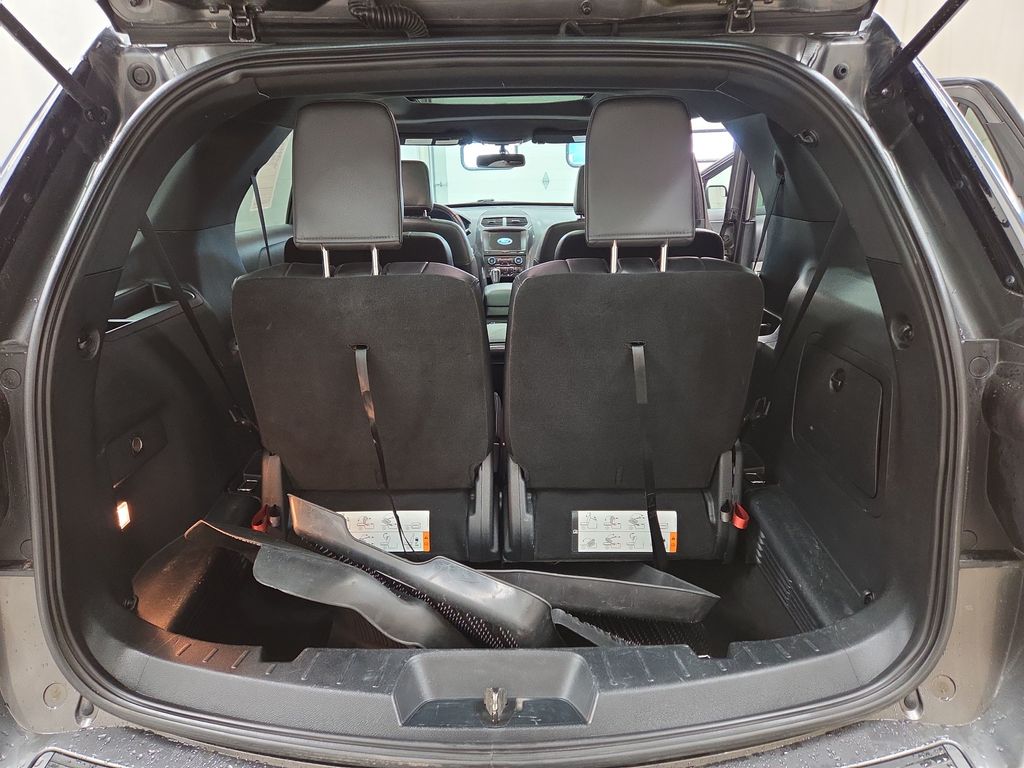 2018 Ford Explorer XLT - Photo 9