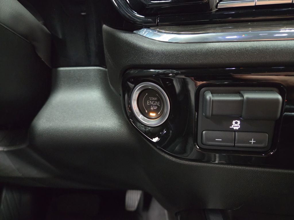 2023 Chevrolet Silverado 1500 LTZ - Photo 16