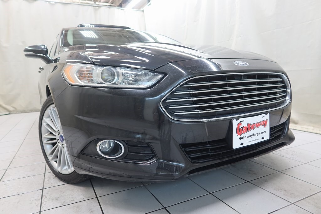 Used 2014 Ford Fusion SE with VIN 3FA6P0HD5ER109516 for sale in Fargo, ND