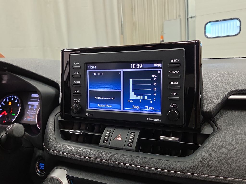 2020 Toyota RAV4 XLE Premium - Photo 15