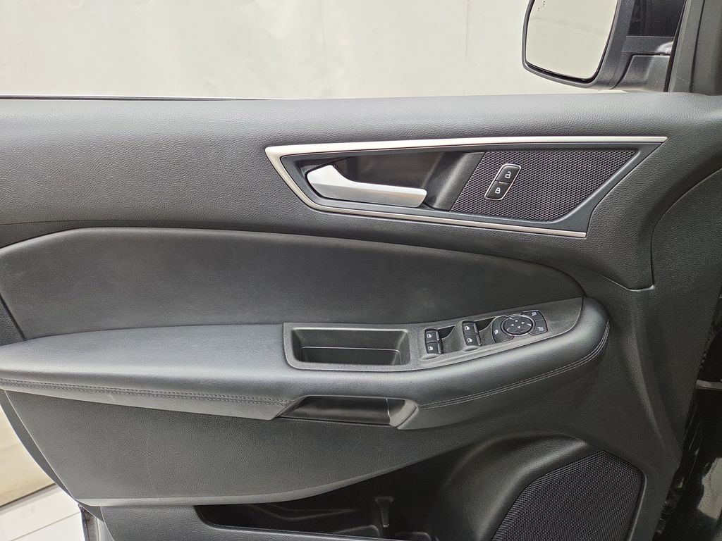 2023 Ford Edge SEL - Photo 20