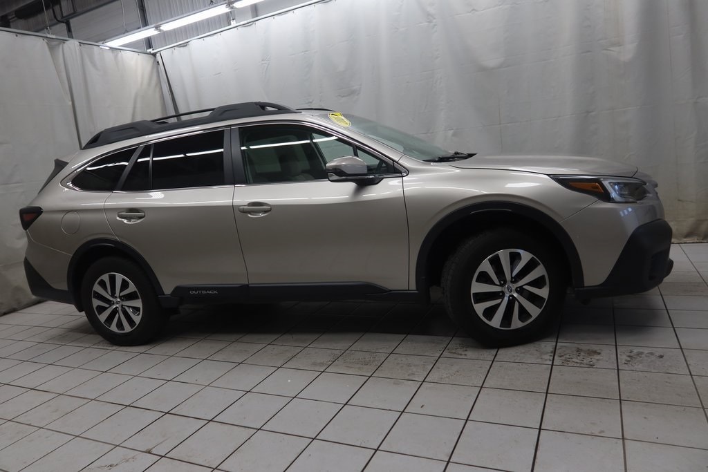 Used 2020 Subaru Outback Premium SUV