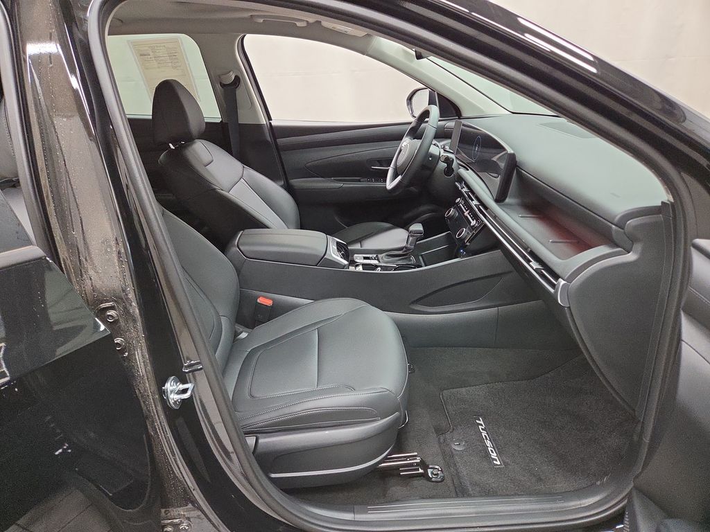 2025 Hyundai Tucson SEL Convenience - Photo 12