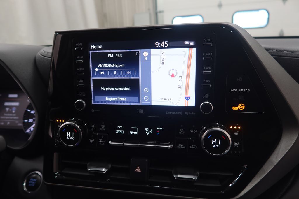 2021 Toyota Highlander Limited - Photo 16