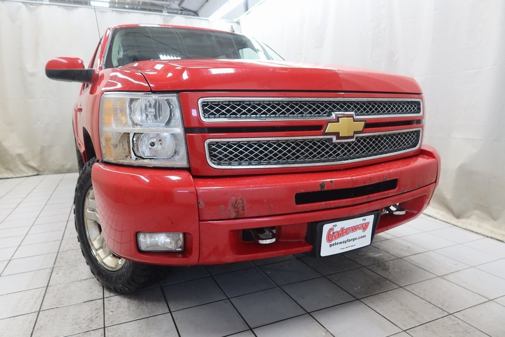 Used 2013 Chevrolet Silverado 1500 LT with VIN 3GCPKSE74DG262034 for sale in Fargo, ND