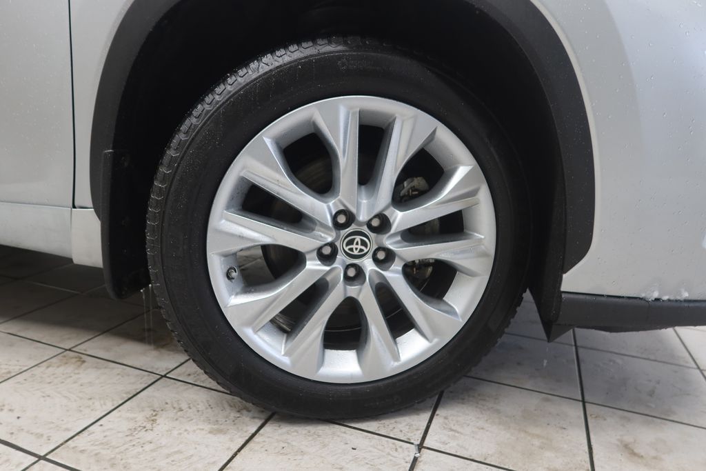 2021 Toyota Highlander Limited - Photo 7