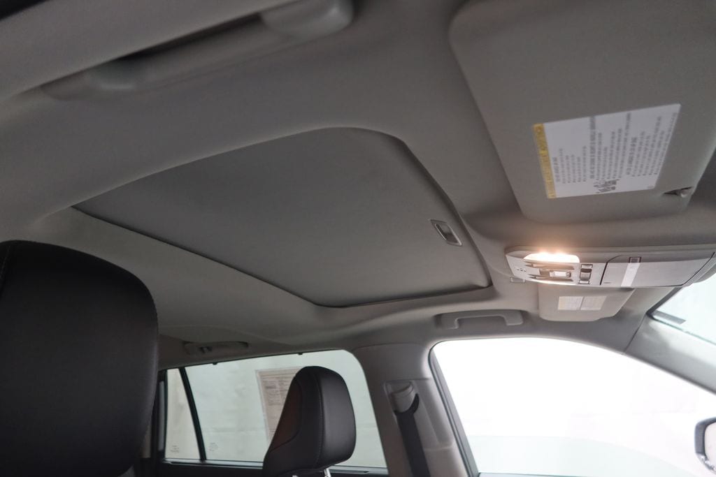 2021 Toyota Highlander Limited - Photo 14