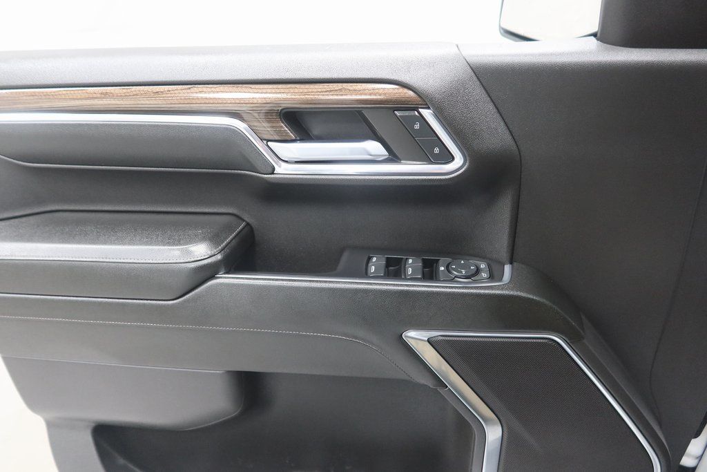 2024 Chevrolet Silverado 1500 LT - Photo 22