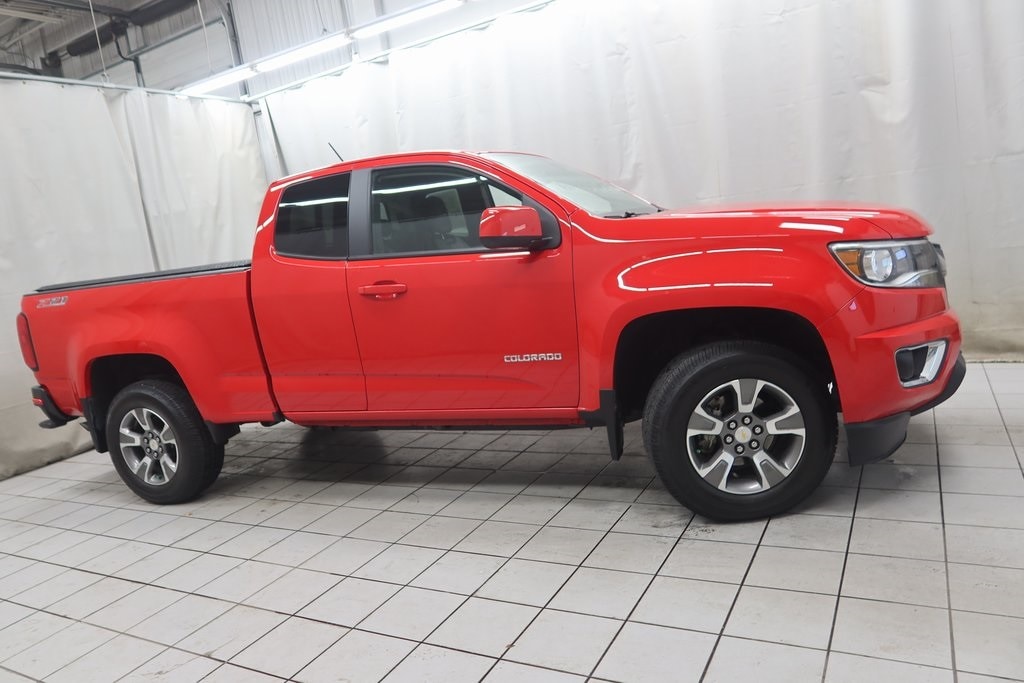 Used 2017 Chevrolet Colorado Z71 Truck Extended Cab