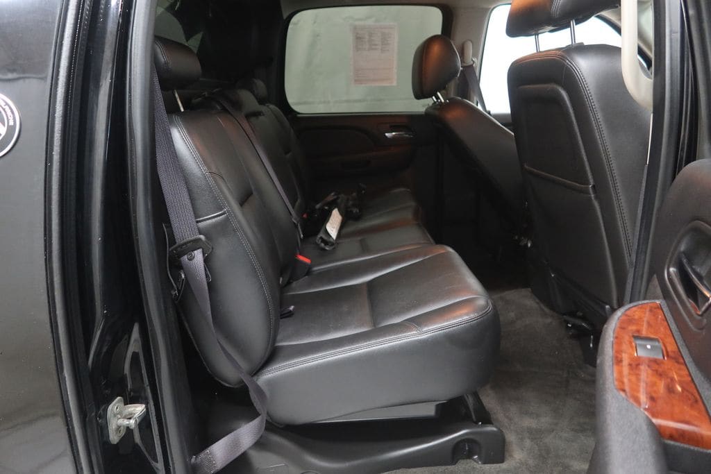 2013 Chevrolet Avalanche LTZ - Photo 9
