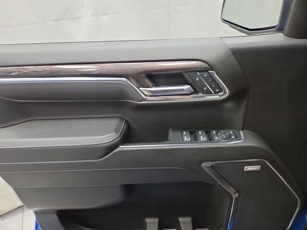 2023 Chevrolet Silverado 1500 LTZ - Photo 20