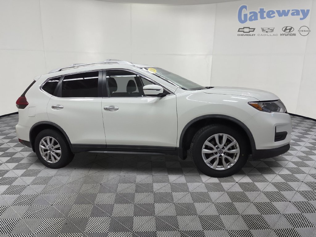  Nissan Rogue