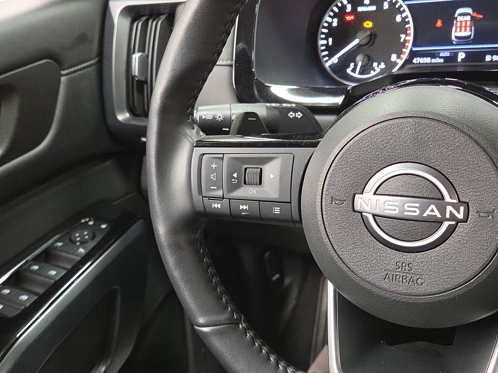 2025 Nissan Pathfinder SL - Photo 18