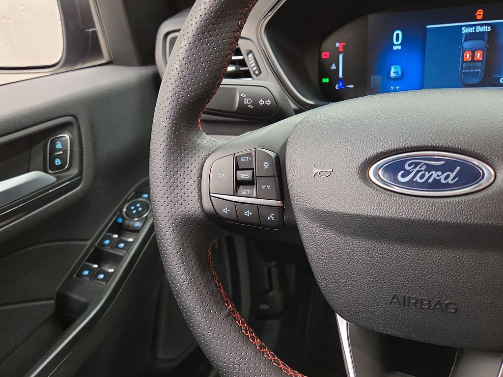 2024 Ford Escape ST-Line - Photo 18