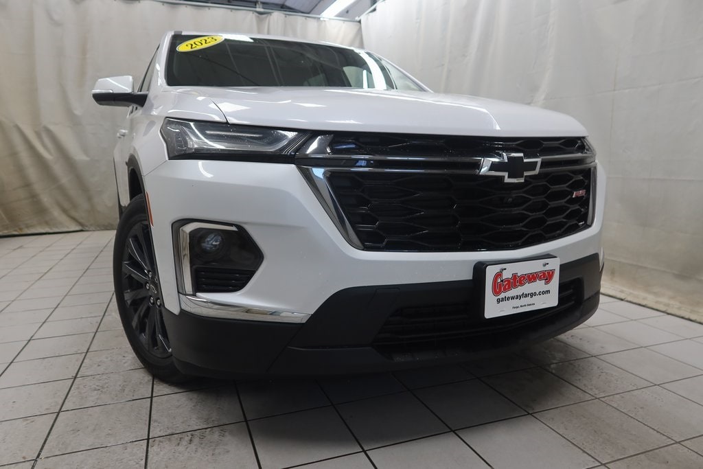 Used 2023 Chevrolet Traverse RS SUV