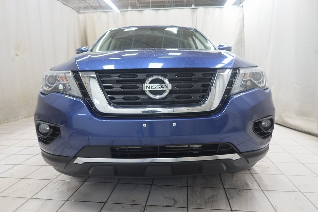 Used 2018 Nissan Pathfinder SV SUV