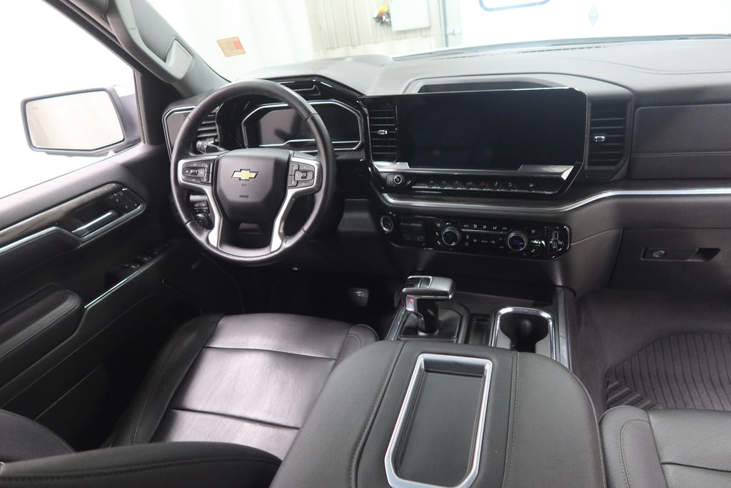 2022 Chevrolet Silverado 1500 LTZ - Photo 14
