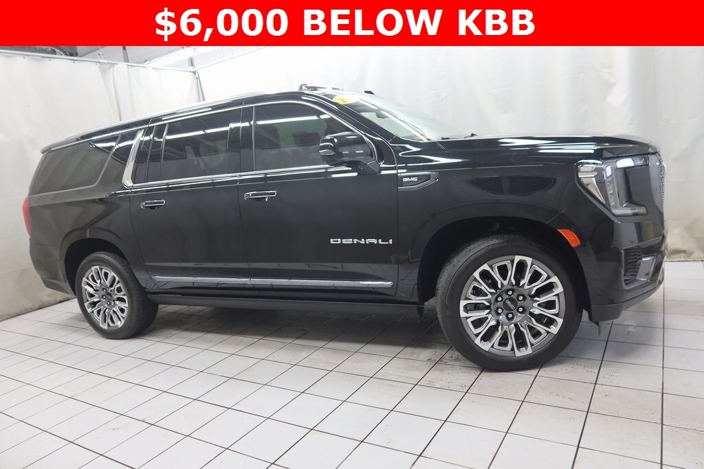 2023 GMC Yukon XL Denali Ultimate's photo