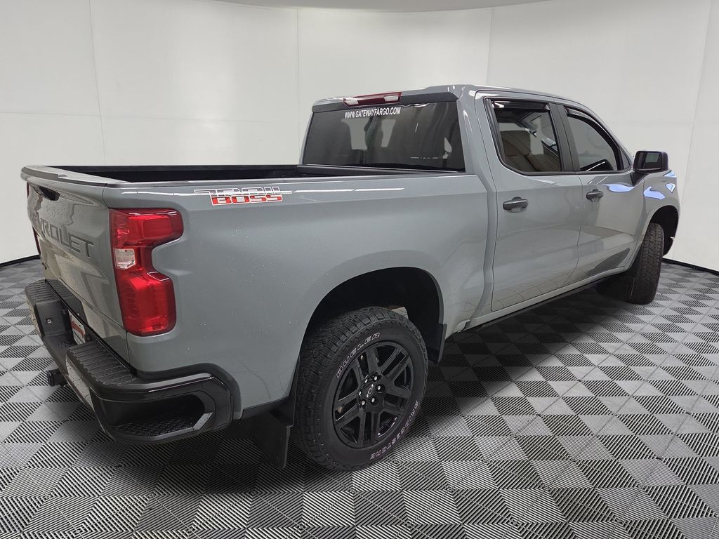 2024 Chevrolet Silverado 1500 Custom - Photo 8