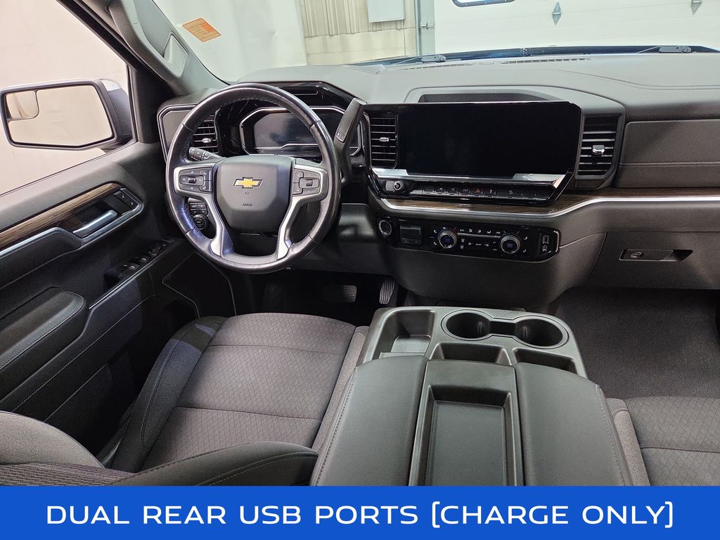 2022 Chevrolet Silverado 1500 LT - Photo 13