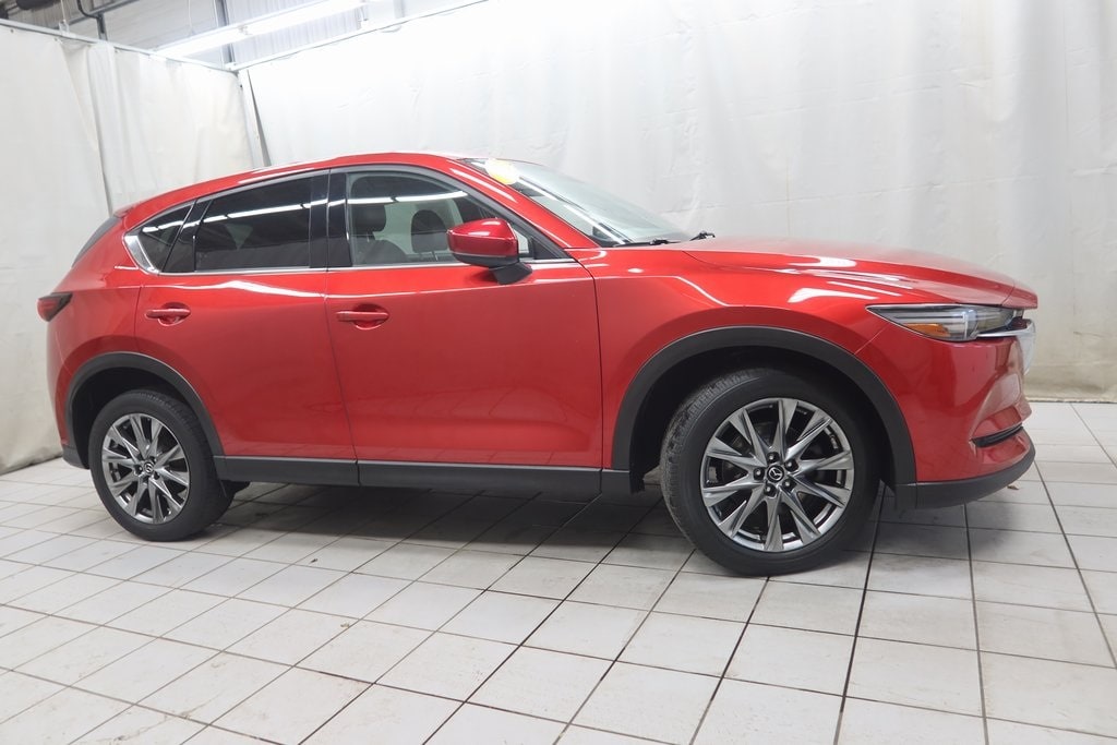 2019 Mazda CX-5 Signature's photo