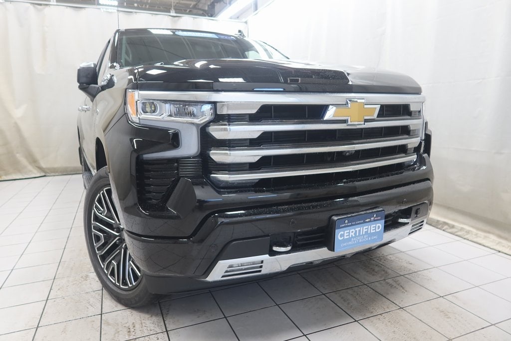 Certified 2023 Chevrolet Silverado 1500 High Country with VIN 1GCUDJE80PZ215636 for sale in Fargo, ND