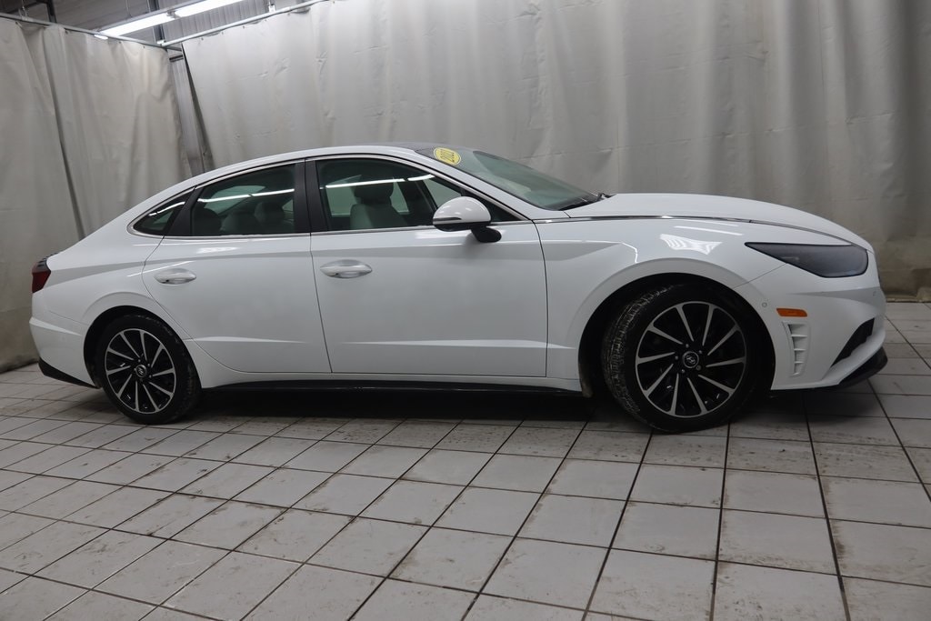 2021 Hyundai Sonata Limited's photo