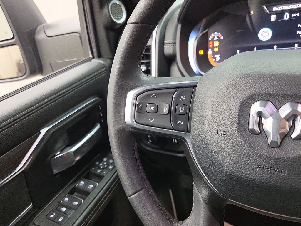2025 RAM Ram 3500 Pickup Laramie - Photo 18