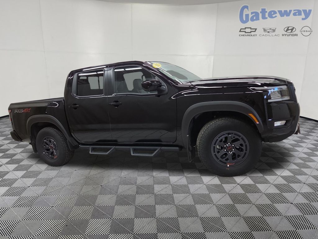 2025 Nissan Frontier PRO-4X - Photo 1