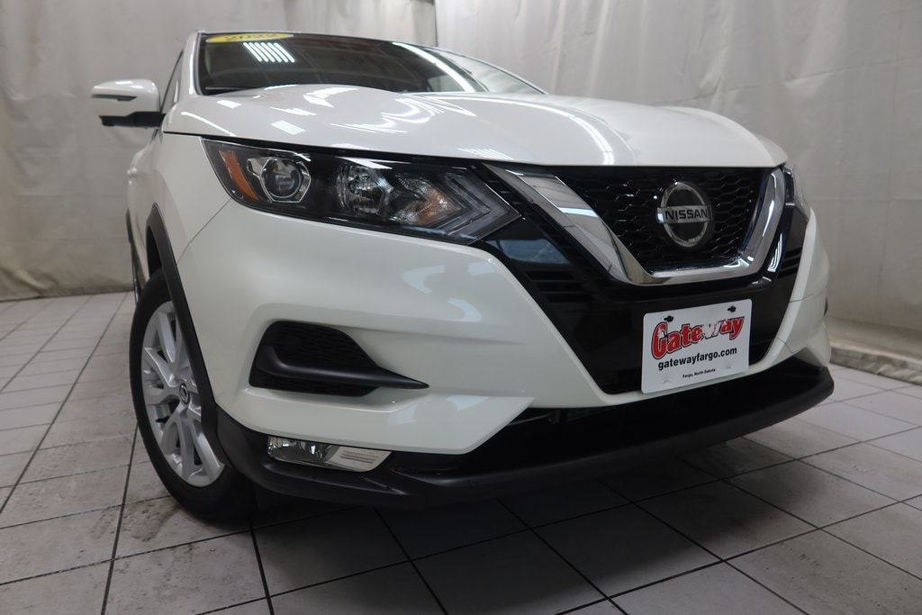 Certified 2022 Nissan Rogue Sport SV with VIN JN1BJ1BW5NW489113 for sale in Fargo, ND