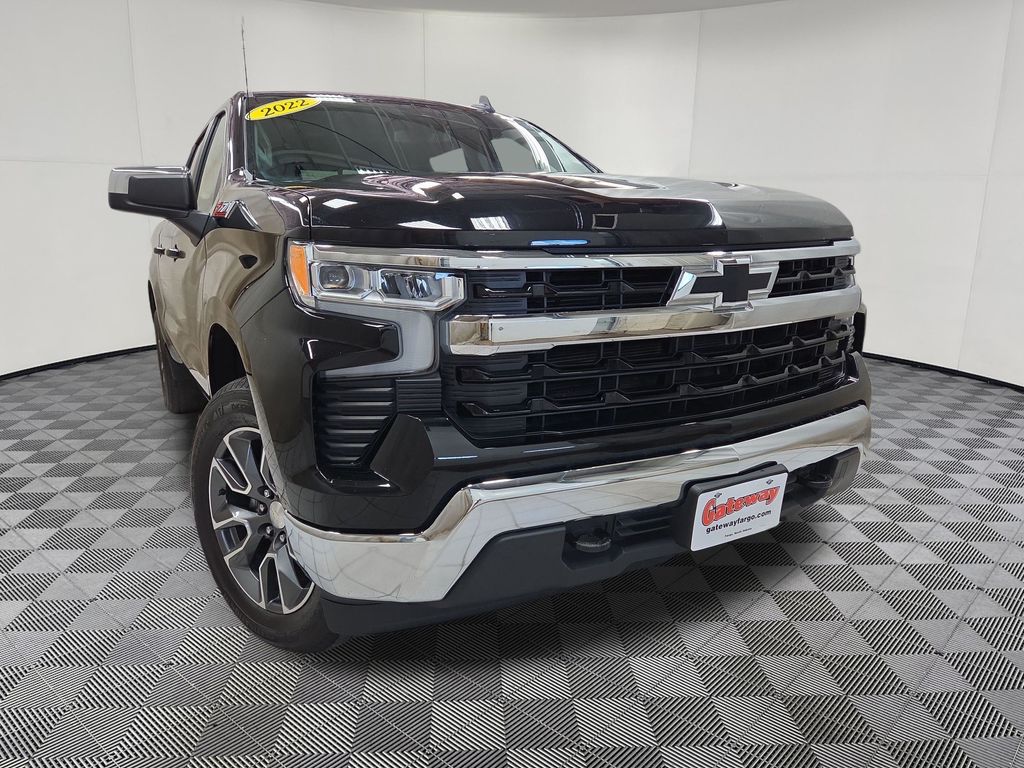 2022 Chevrolet Silverado 1500 LT - Photo 2