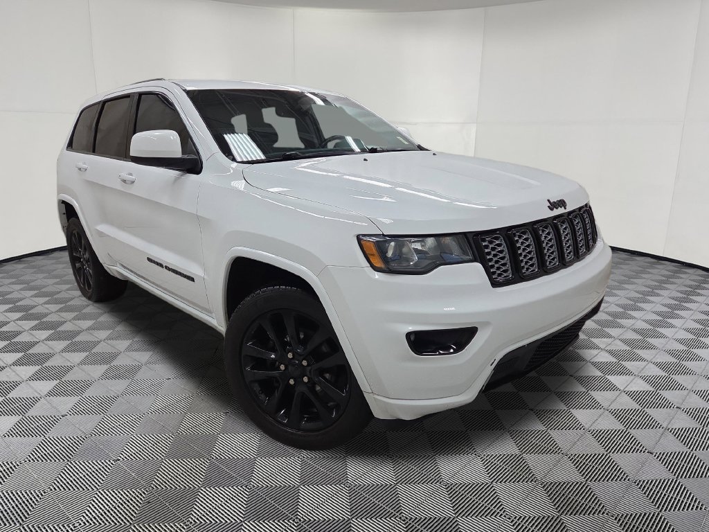 Used 2020 Jeep Grand Cherokee Altitude SUV