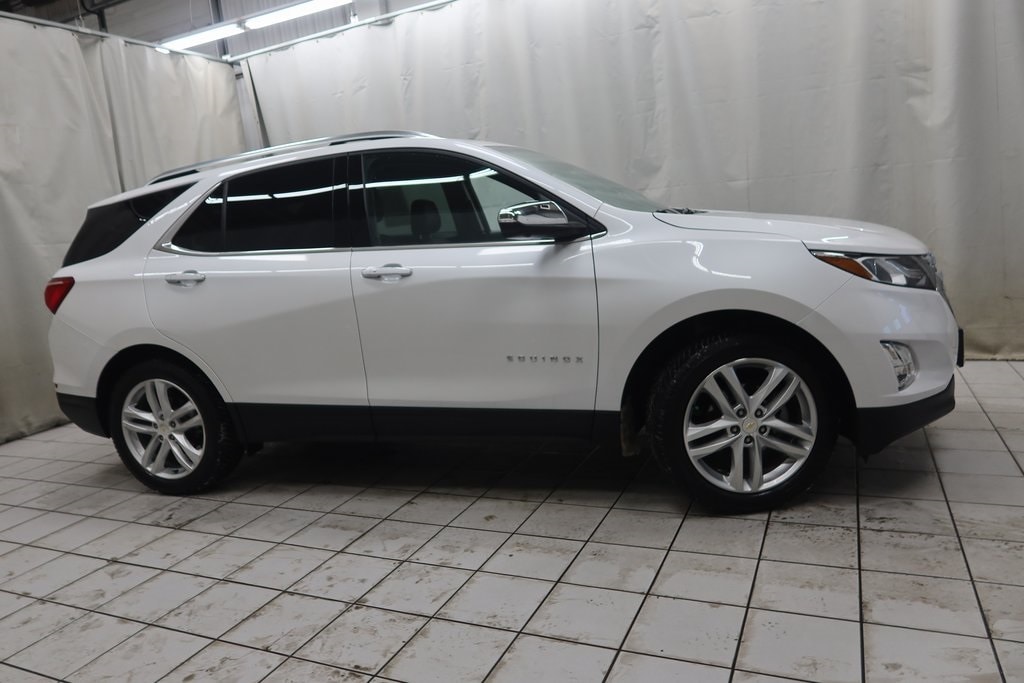 2021 Chevrolet Equinox Premier's photo