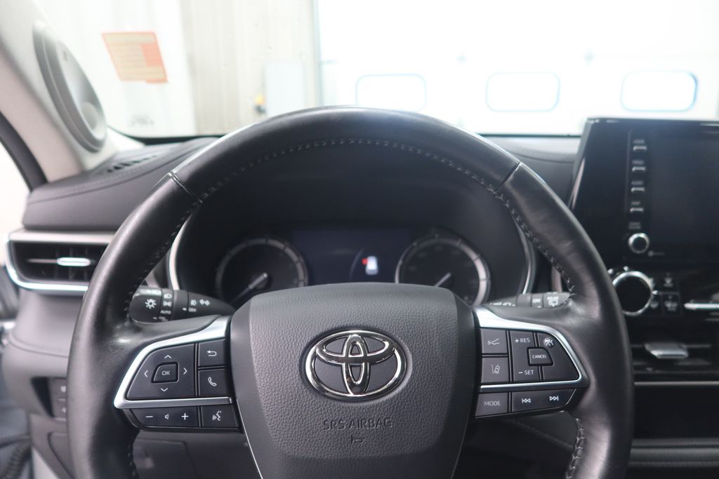 2021 Toyota Highlander Limited - Photo 21