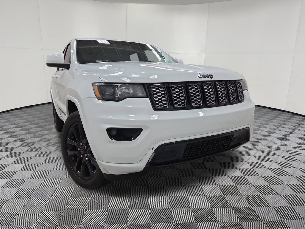 Used 2020 Jeep Grand Cherokee Altitude SUV