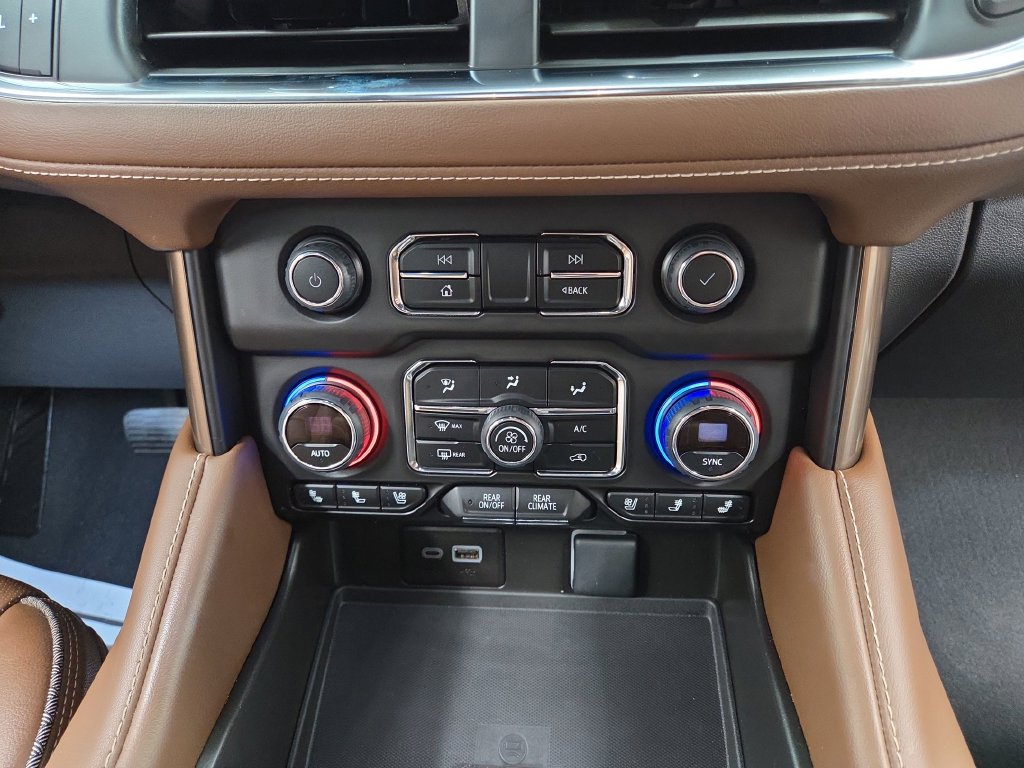 2024 Chevrolet Suburban High Country - Photo 18