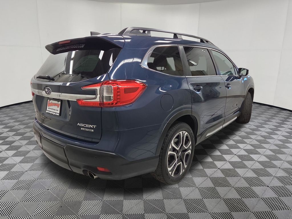 2023 Subaru Ascent Limited - Photo 4