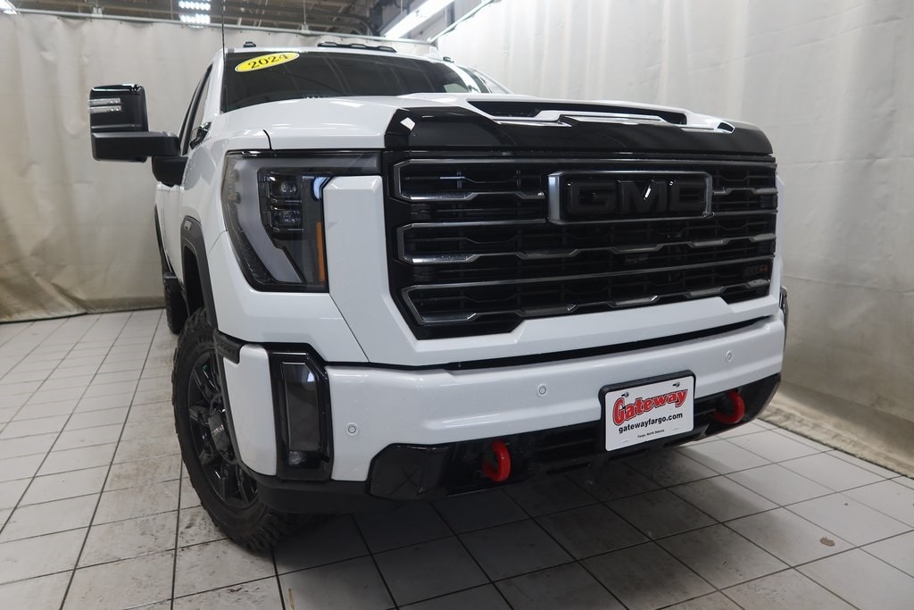 Used 2024 GMC Sierra 2500HD AT4 with VIN 1GT49PE75RF224994 for sale in Fargo, ND