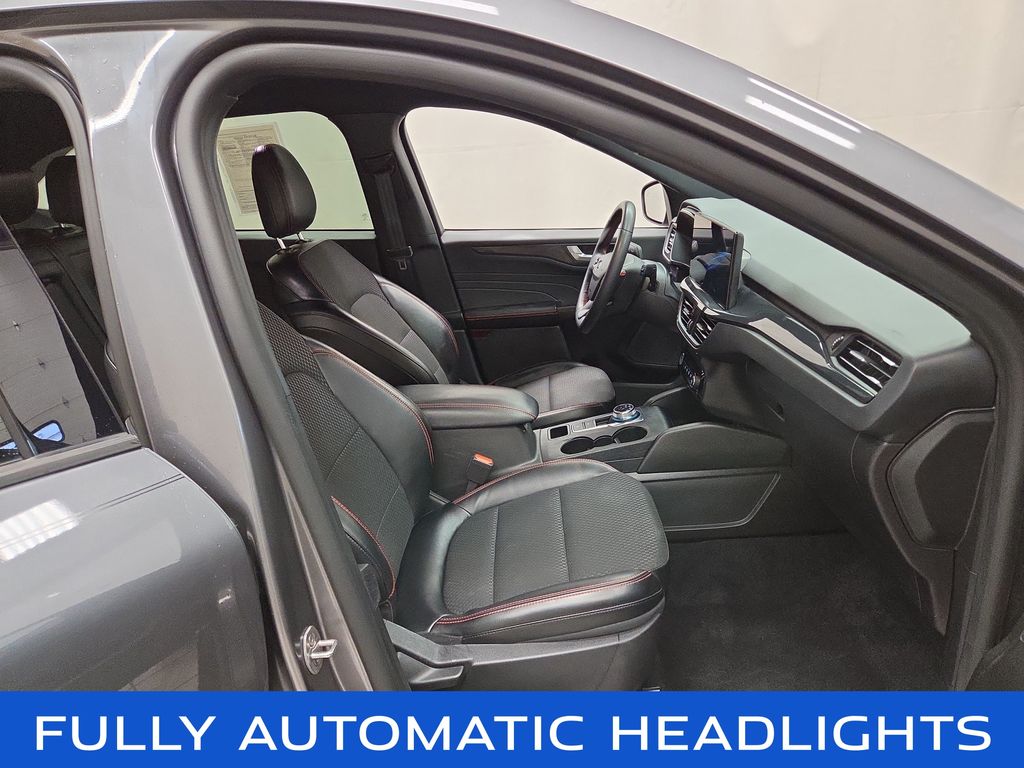 2024 Ford Escape ST-Line - Photo 12