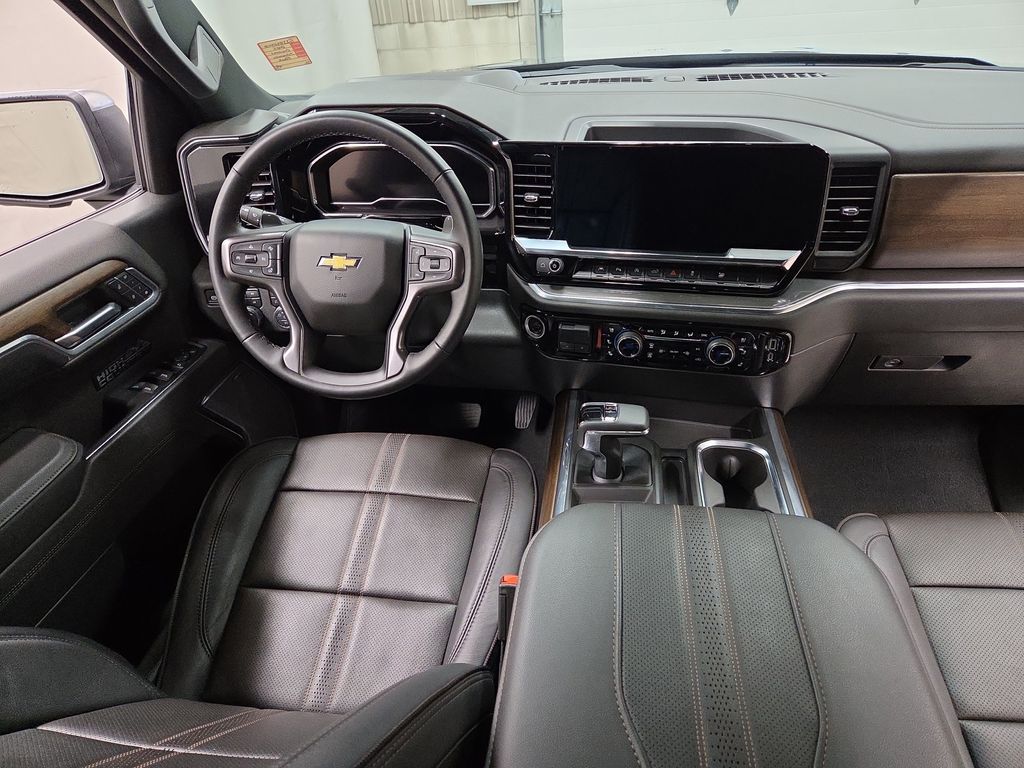 2025 Chevrolet Silverado 1500 High Country - Photo 12