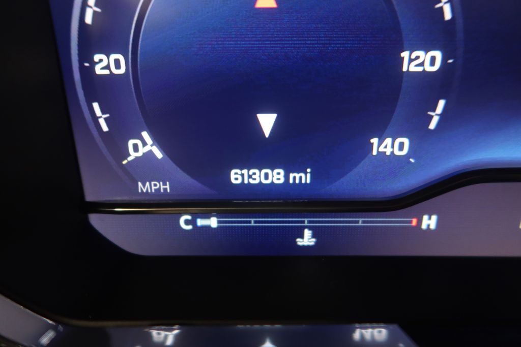 2022 Chevrolet Silverado 1500 LTZ - Photo 23