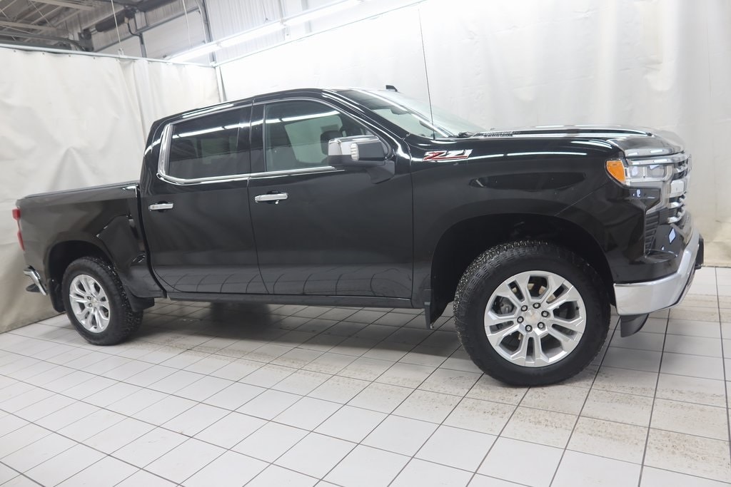 2023 Chevrolet Silverado 1500 LTZ's photo