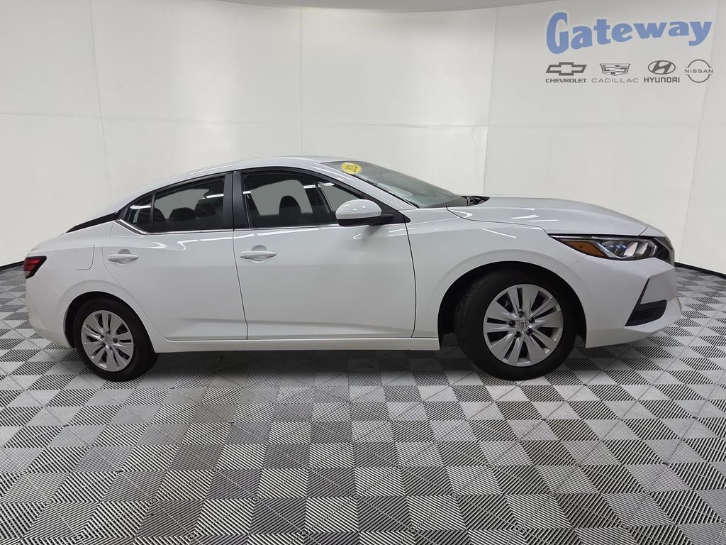 2023 Nissan Sentra S CVT's photo