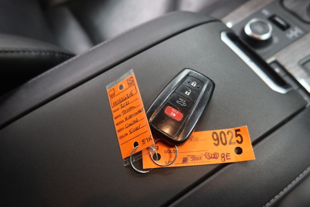 2021 Toyota Highlander Limited - Photo 26