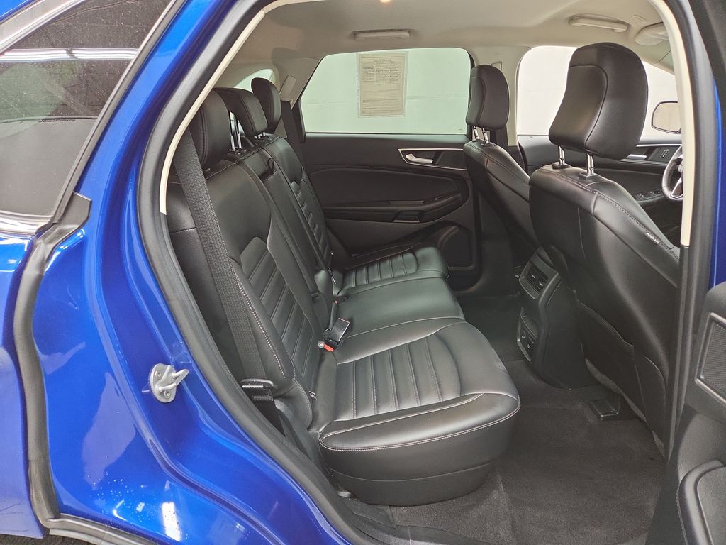 2022 Ford Edge SEL - Photo 11