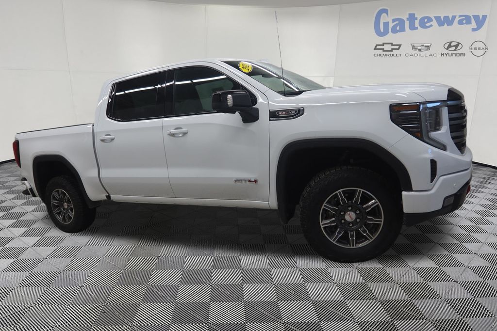 2025 GMC Sierra 4WD Crew Cab Short Box AT4's photo